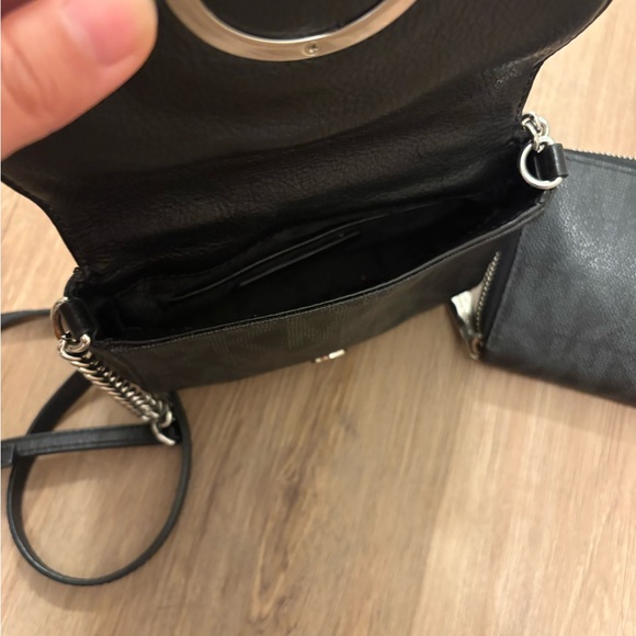 Michael Kors crossbody and wallet - Picture 7 of 7